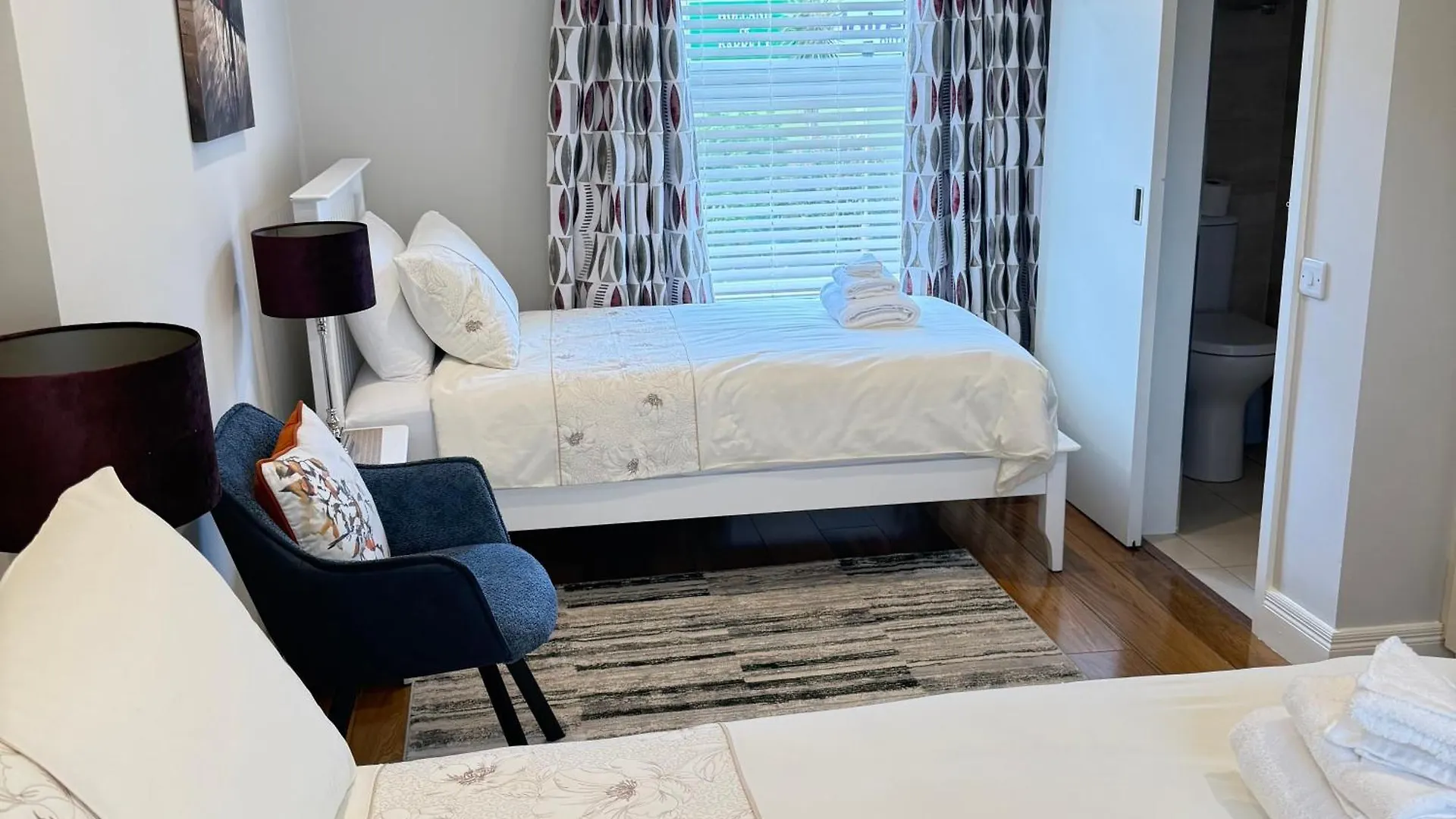 3 Fair Hill House Centrally Located With Parking And Wifi Sleeps 6 キラーニー 0*,  アイルランド